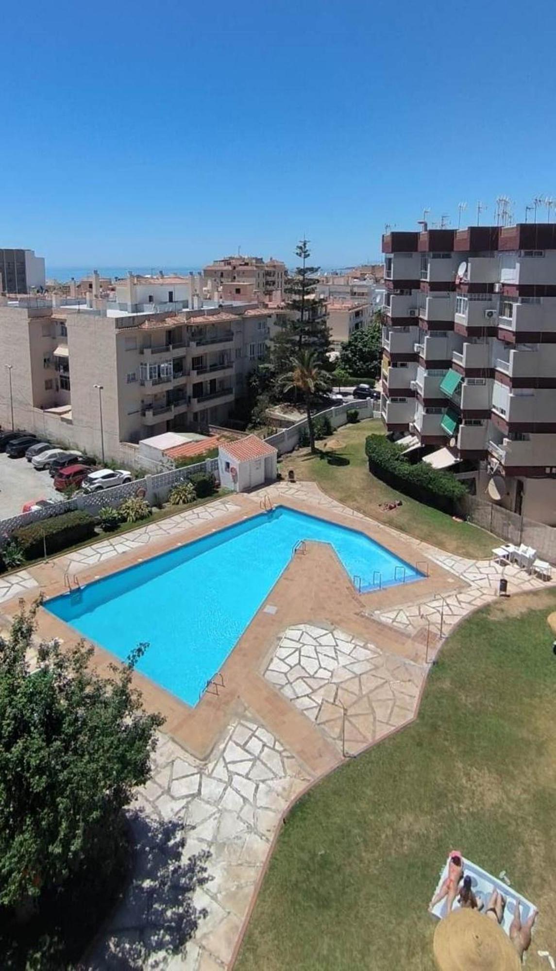 Luminoso Apartamento Playa Torrecilla. Con Piscina Nerja Exterior photo
